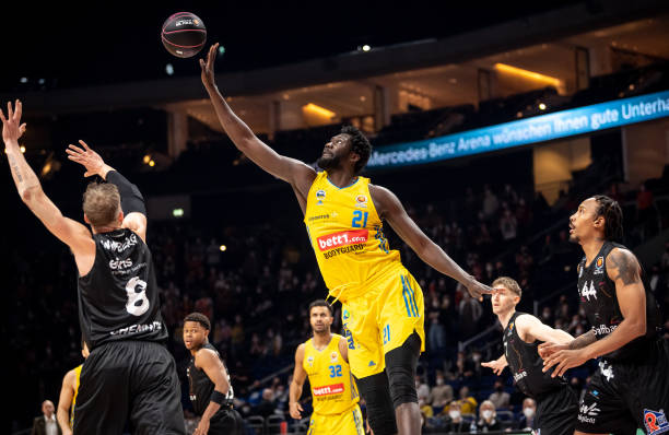 仅仅是一场 仅仅是一场