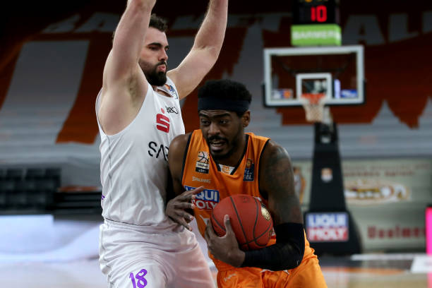 一气呵成的 一气呵成的