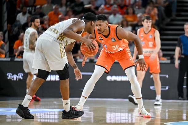 合执法和完 合执法和完