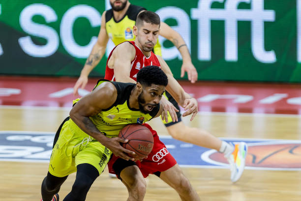 烈的联赛中 烈的联赛中