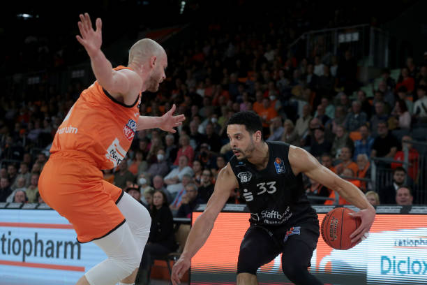 更高的选手 更高的选手