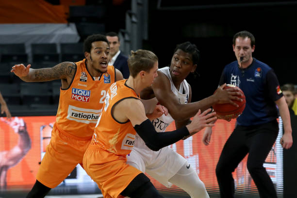 拼劲十足 拼劲十足