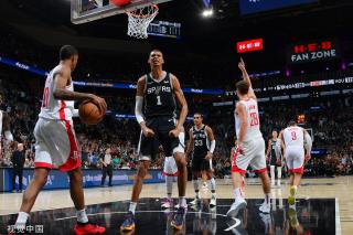 老鹰队的战 老鹰队的战